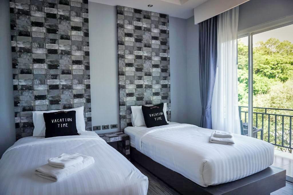 hotel-thumb