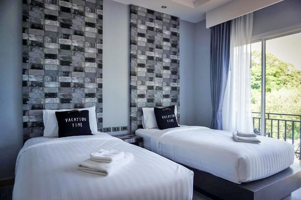 hotel-thumb