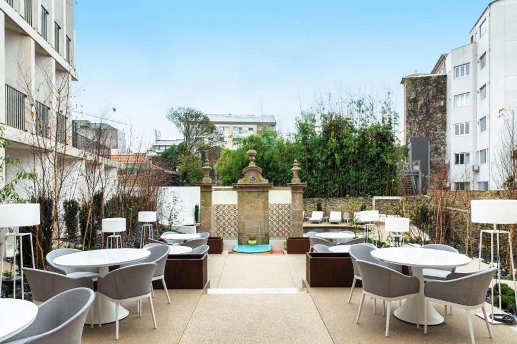 Hotel Catalonia Porto, Portugal, Porto. Großes 62