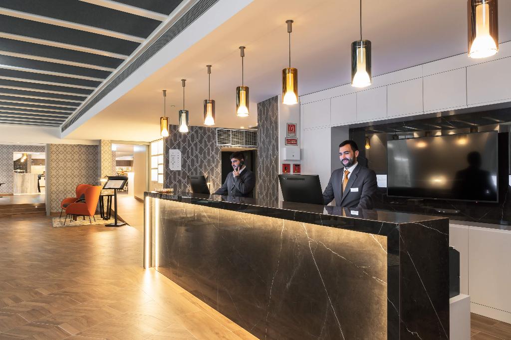 Hotel Catalonia Porto, Portugal, Porto. Großes 2