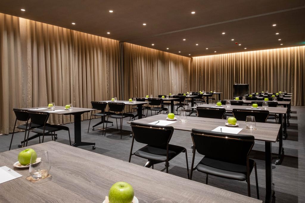 Hotel BessaHotel Baixa, Portugal, Porto. Großes 35