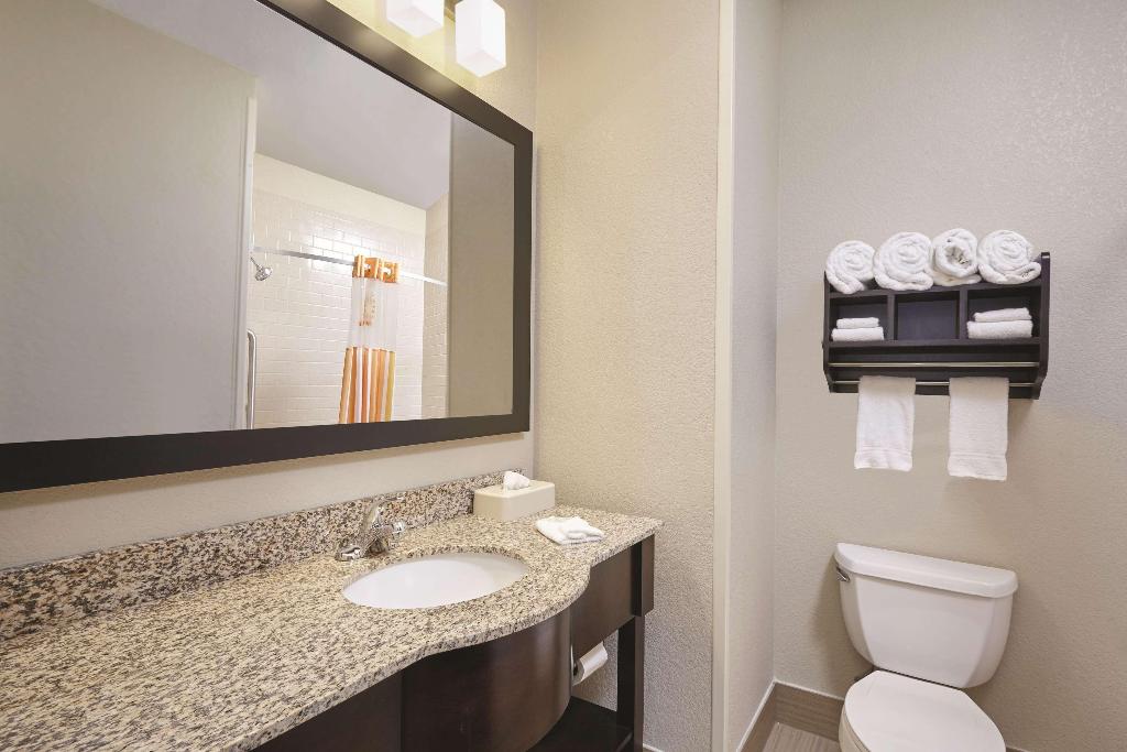 La Quinta Inn Suites By Wyndham South Bend
