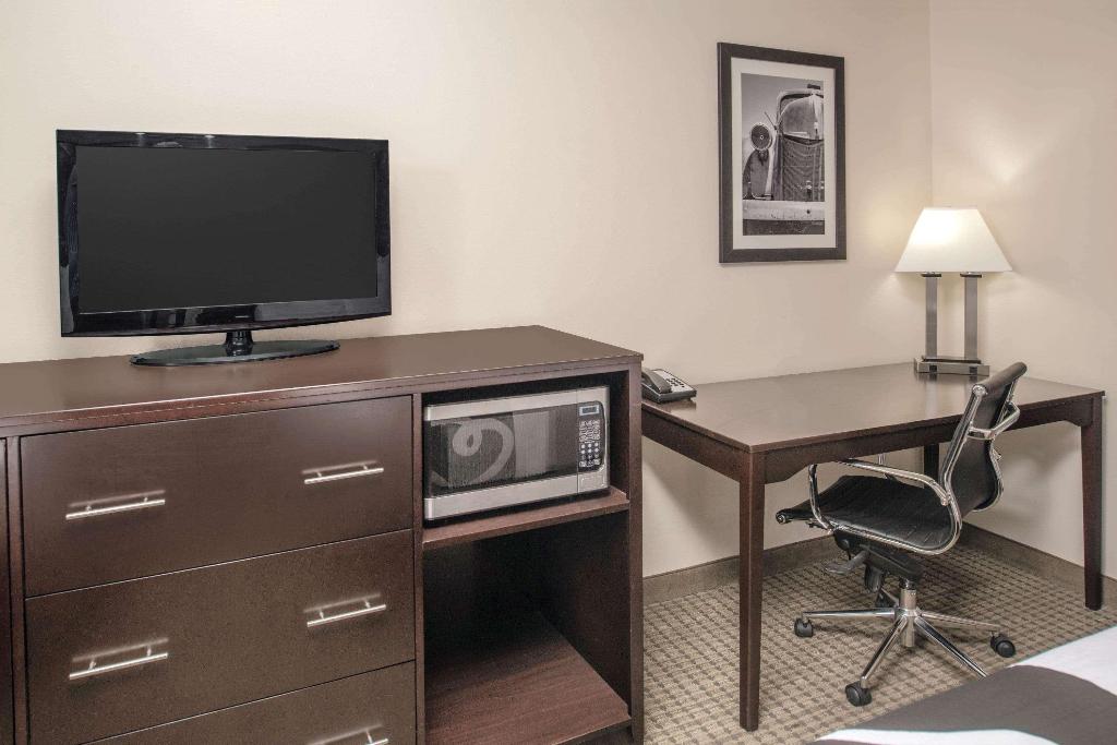 La Quinta Inn Suites By Wyndham Moscow Pullman