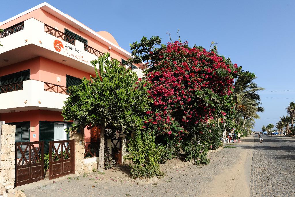 Nautilus Aparthotel