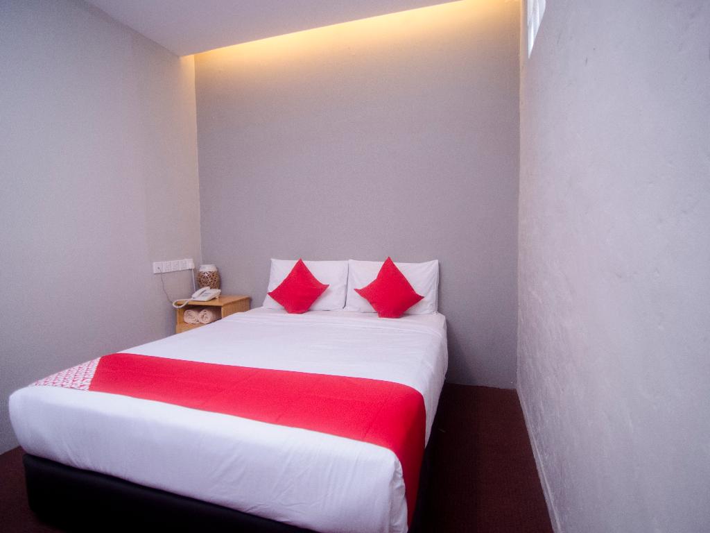 OYO 910 Hills Residence