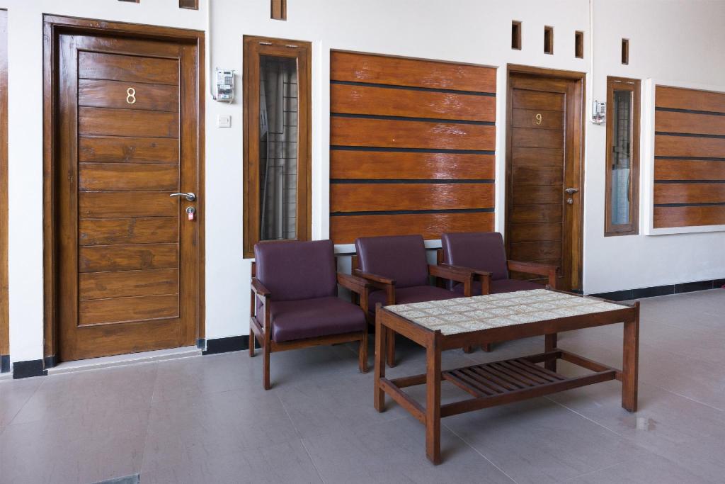 OYO 1226 Al Abror Homestay