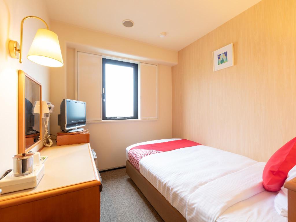 OYO Sun Hotel Tosu Saga