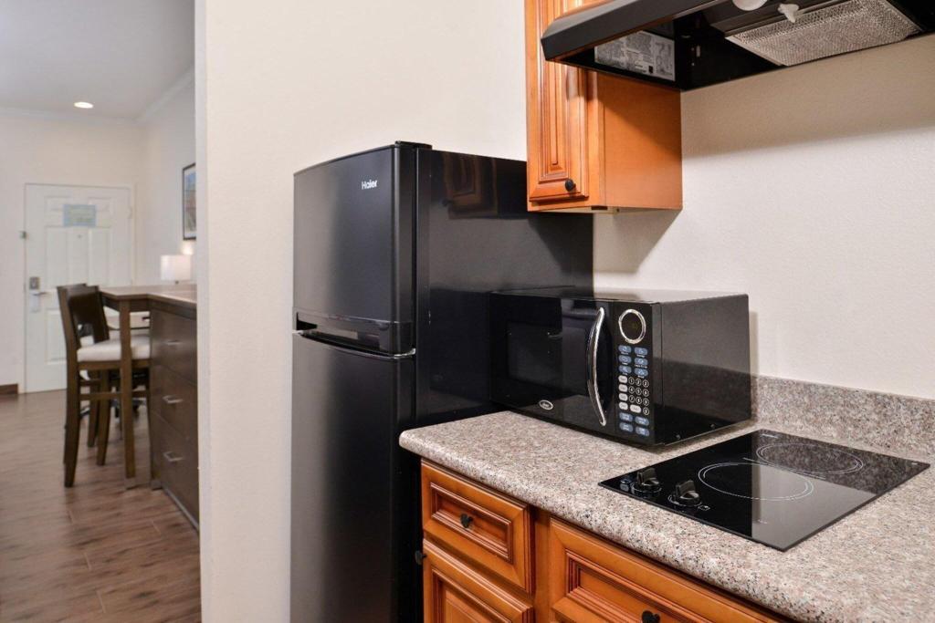 Americas inn and Suites IAH North
