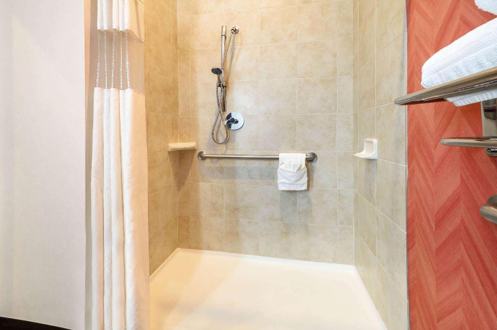 La Quinta Inn Suites Longview North