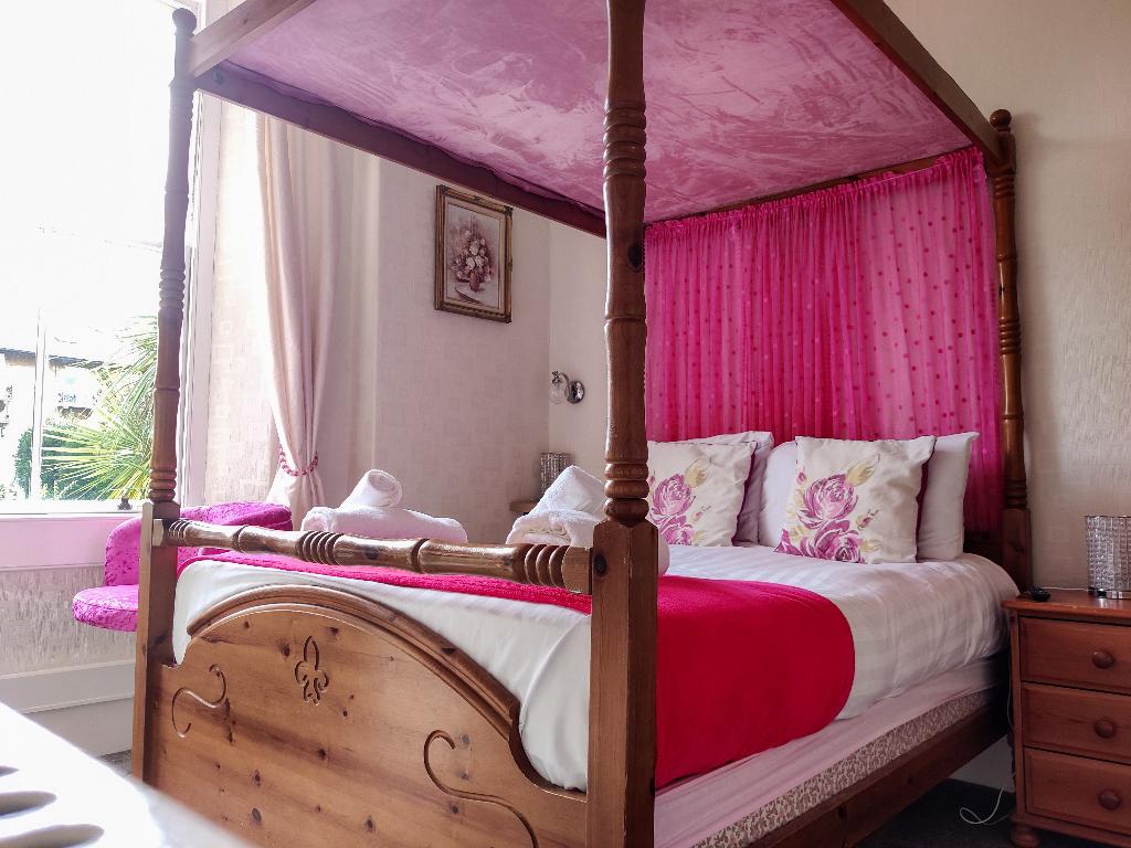 Wentworth House Hotel