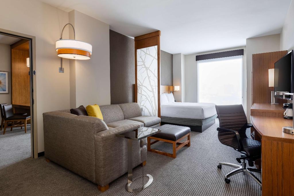 Hyatt Place Atlanta / Centennial Park