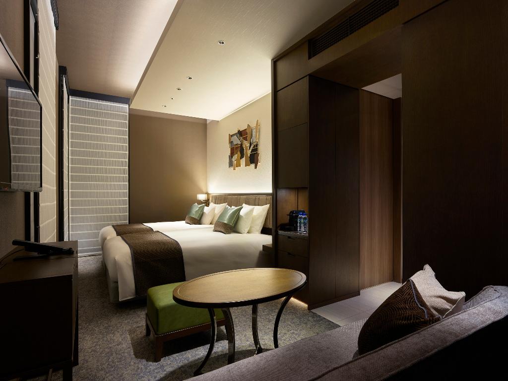Superior, 2 beds, Corner room photo 1