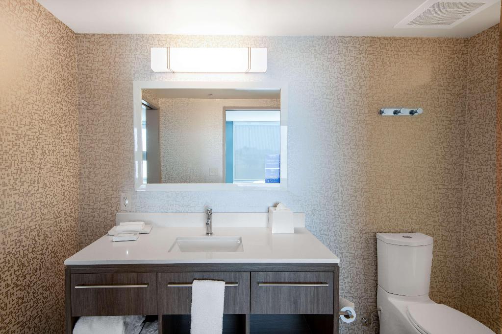 Home2 Suites by Hilton Phoenix Airport North