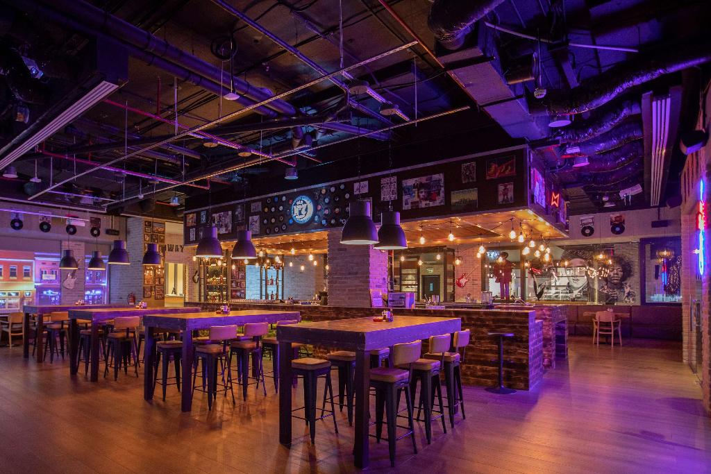 Bar