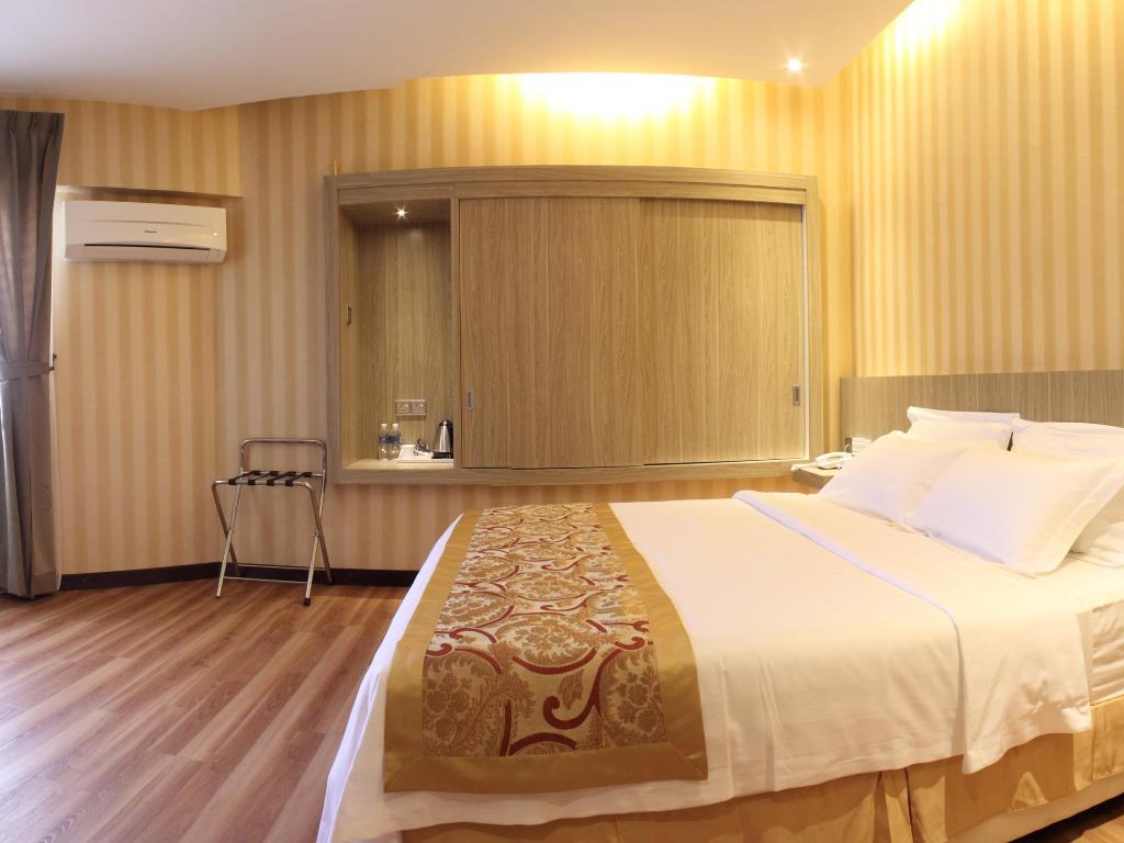 Mandarin Hotel