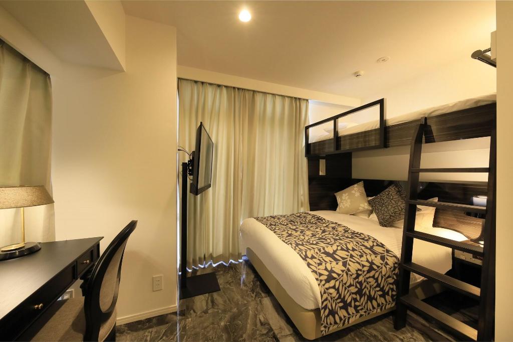 Centurion Hotel Residential Cabin Tower