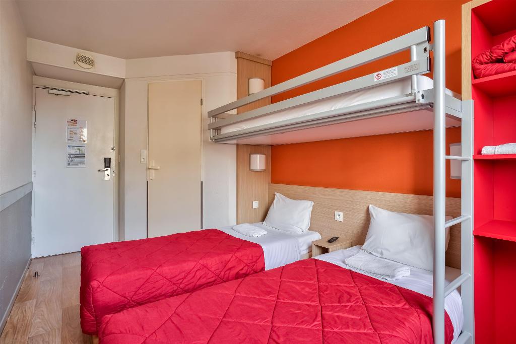 Premiere Classe Paris Ouest Pont De Suresnes