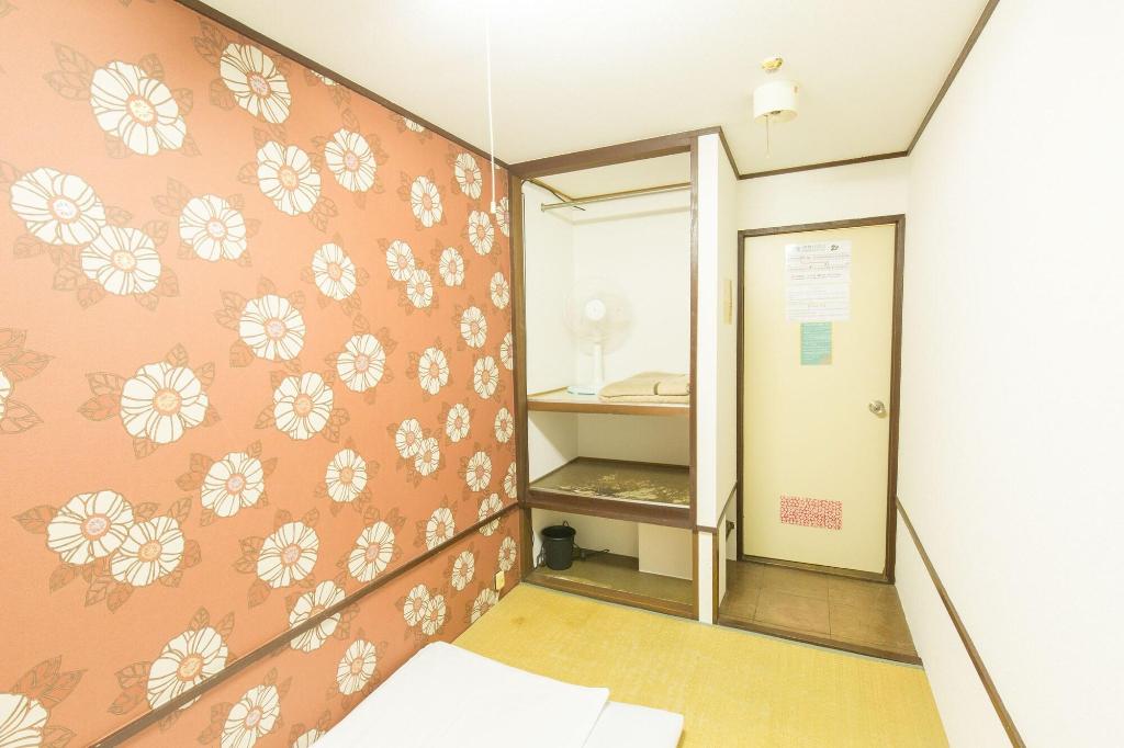 Backpackers Hotel Toyo