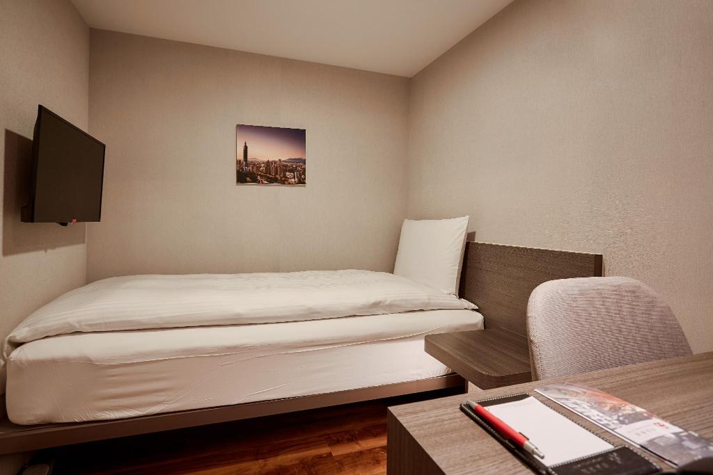 Eastin-Taipei Hotel