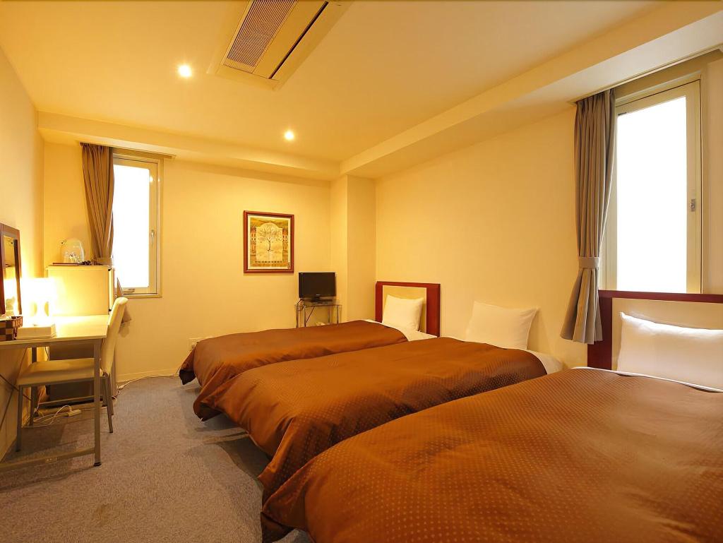 Grampus Inn Osaka
