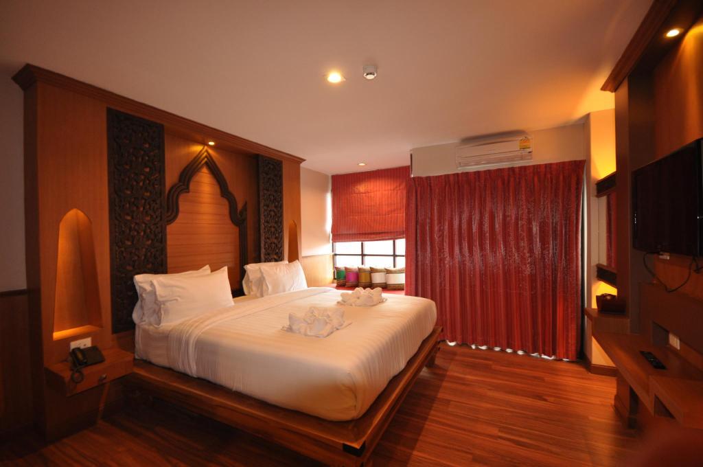 CHALELARN HOTEL