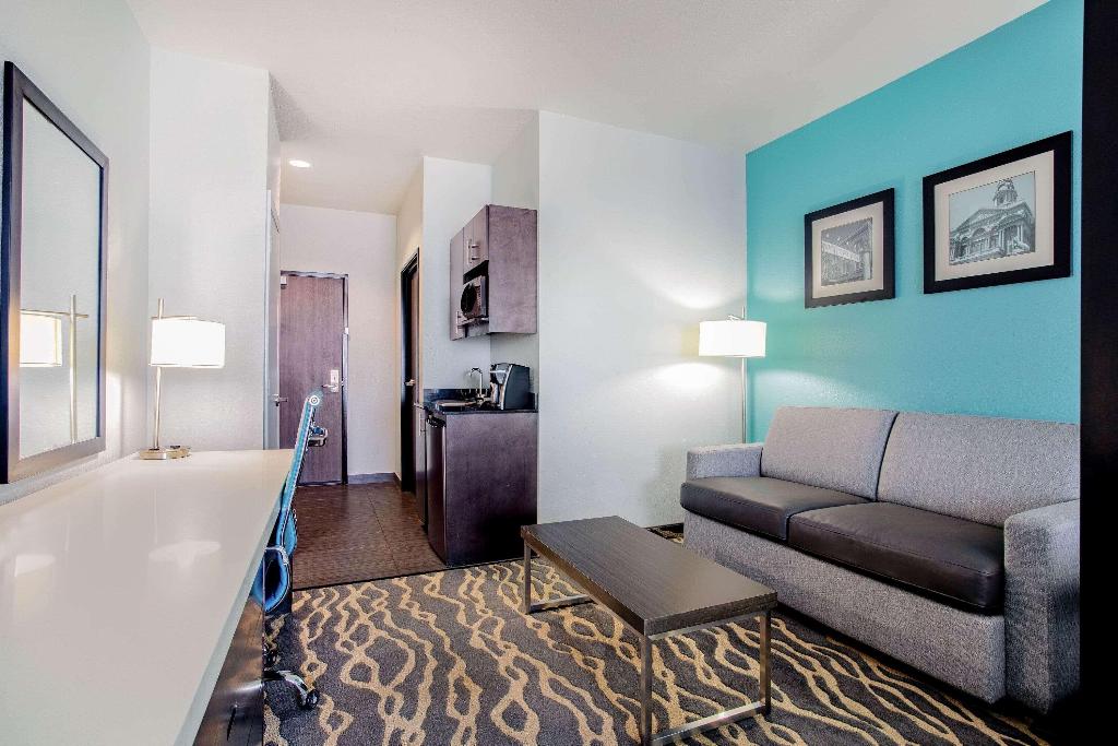 La Quinta Inn Suites By Wyndham Northlake Fort Wor