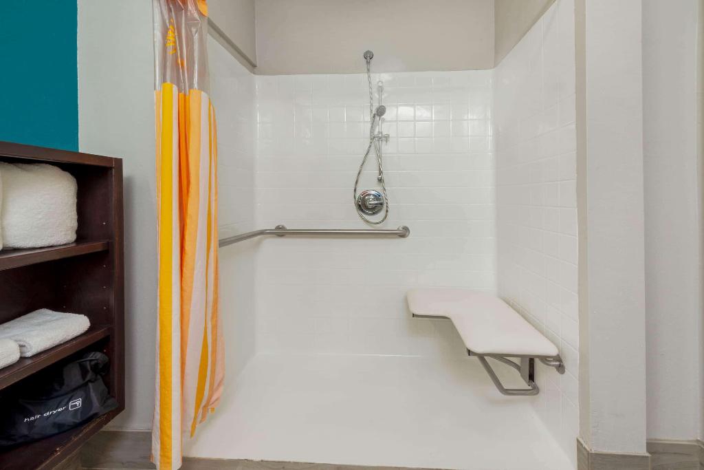 La Quinta Inn Suites By Wyndham Houston Humble Ata