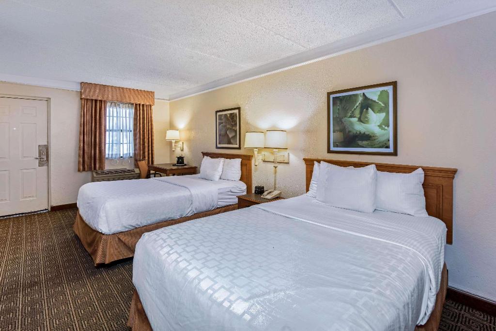 La Quinta Inn By Wyndham San Antonio I-35 N At Rit
