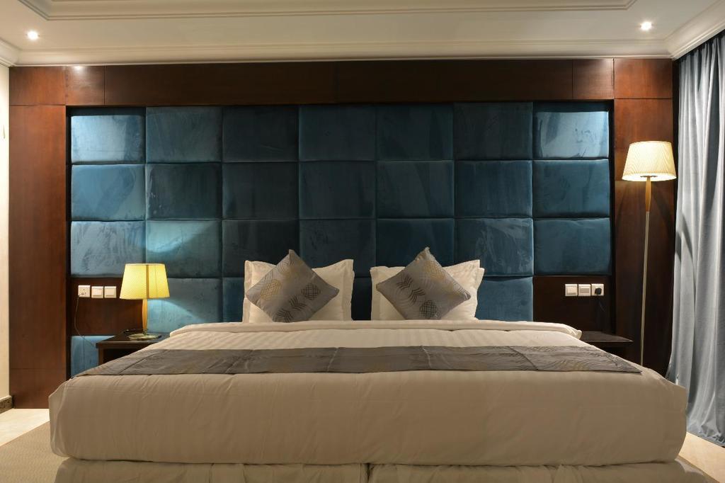Three Points Al Salama Hotel