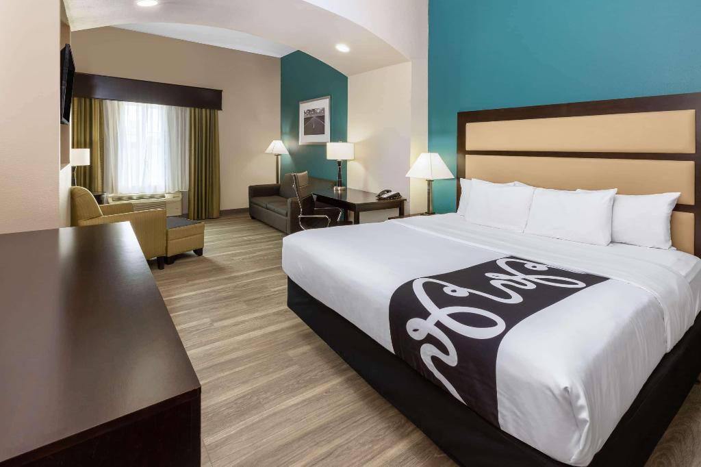 La Quinta Inn Suites By Wyndham Durant