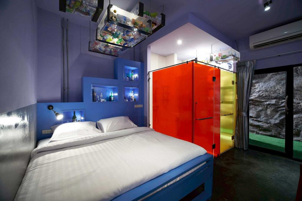 Collection O Jasaen Stylish Unique Hotel