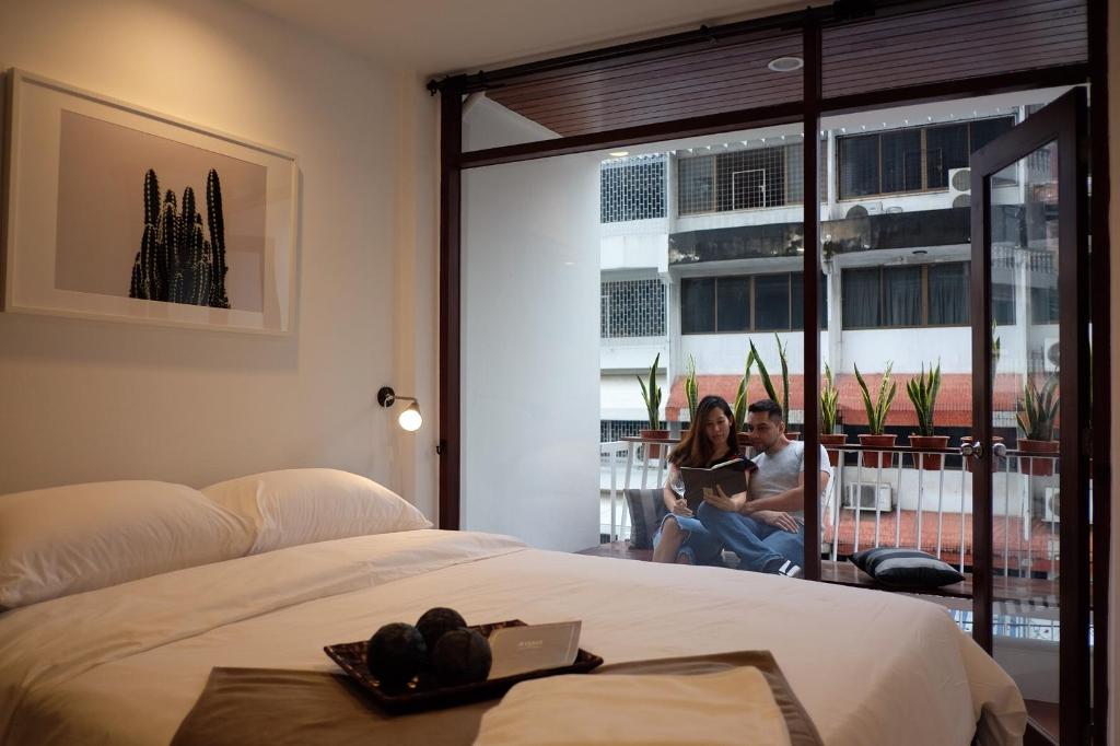 Haus Sathorn 21 Bed & Breakfast
