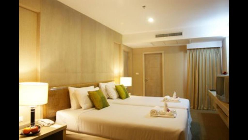The Niran Grand Hotel