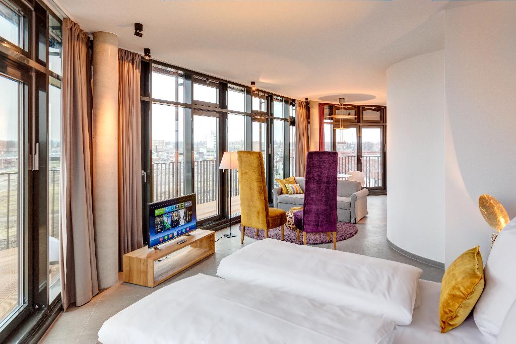 hotel-thumb