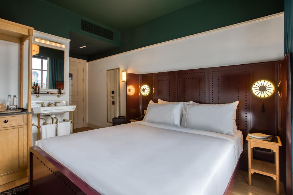 The Chow Kit - an Ormond Hotel