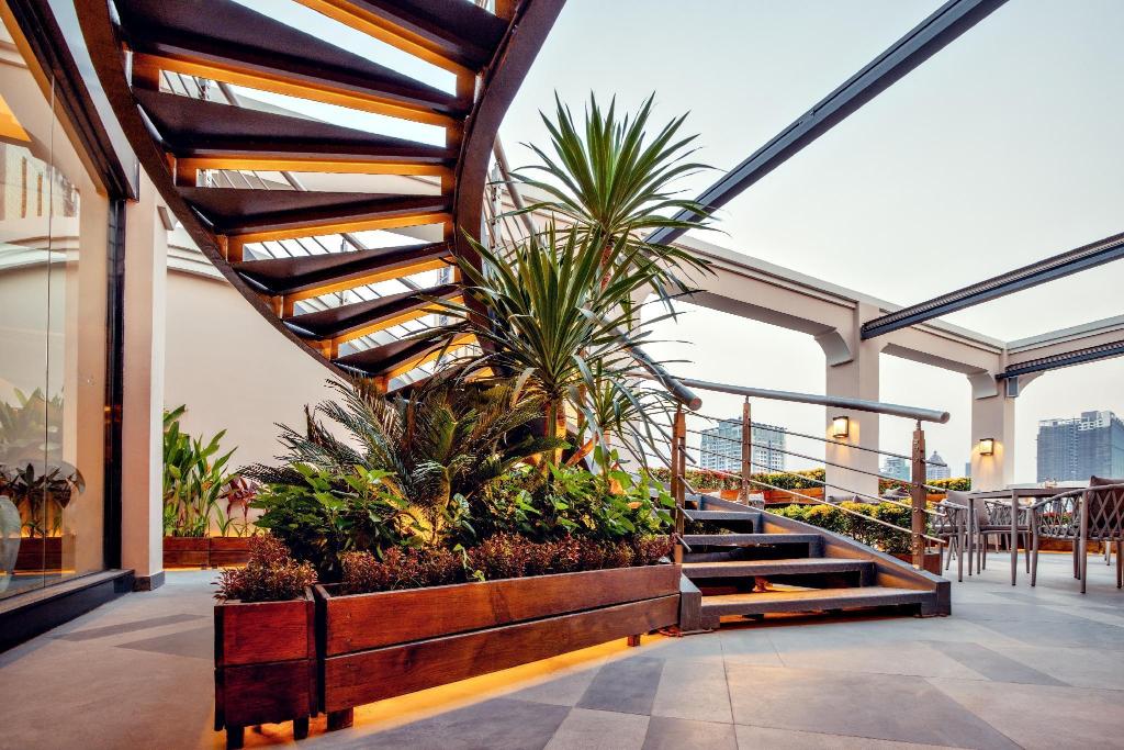 The Litz Hotel Suites