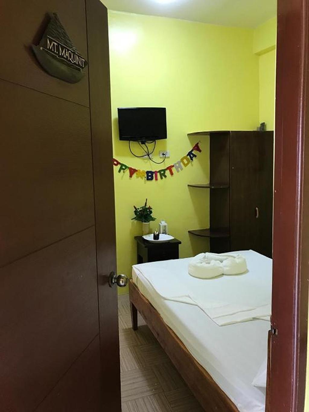 Luis Bay Travellers Lodge