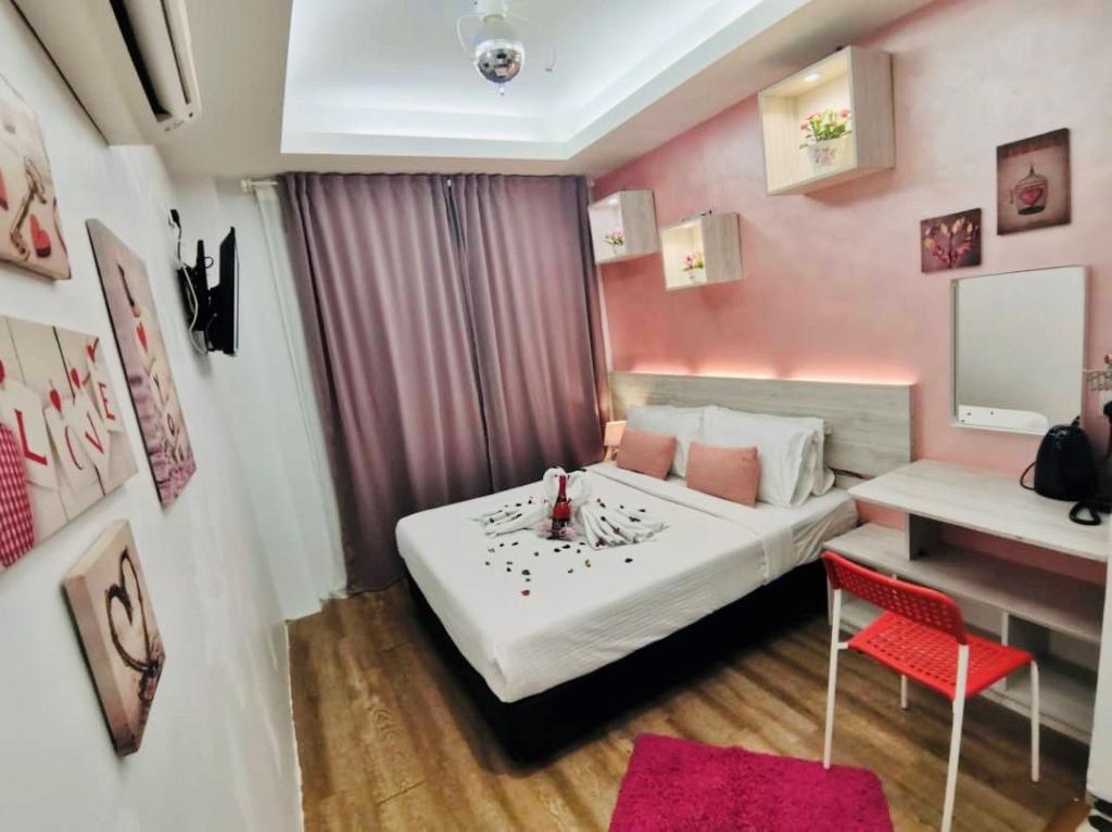 Smile Hotel Danau Kota