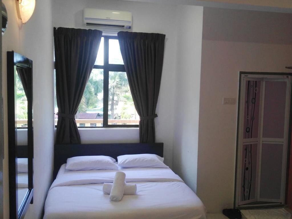 Max Ferringhi Hotel