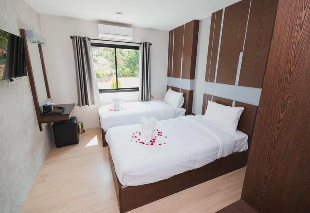The y smart hotel