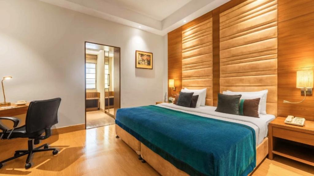 The Astor Hotel Kolkata