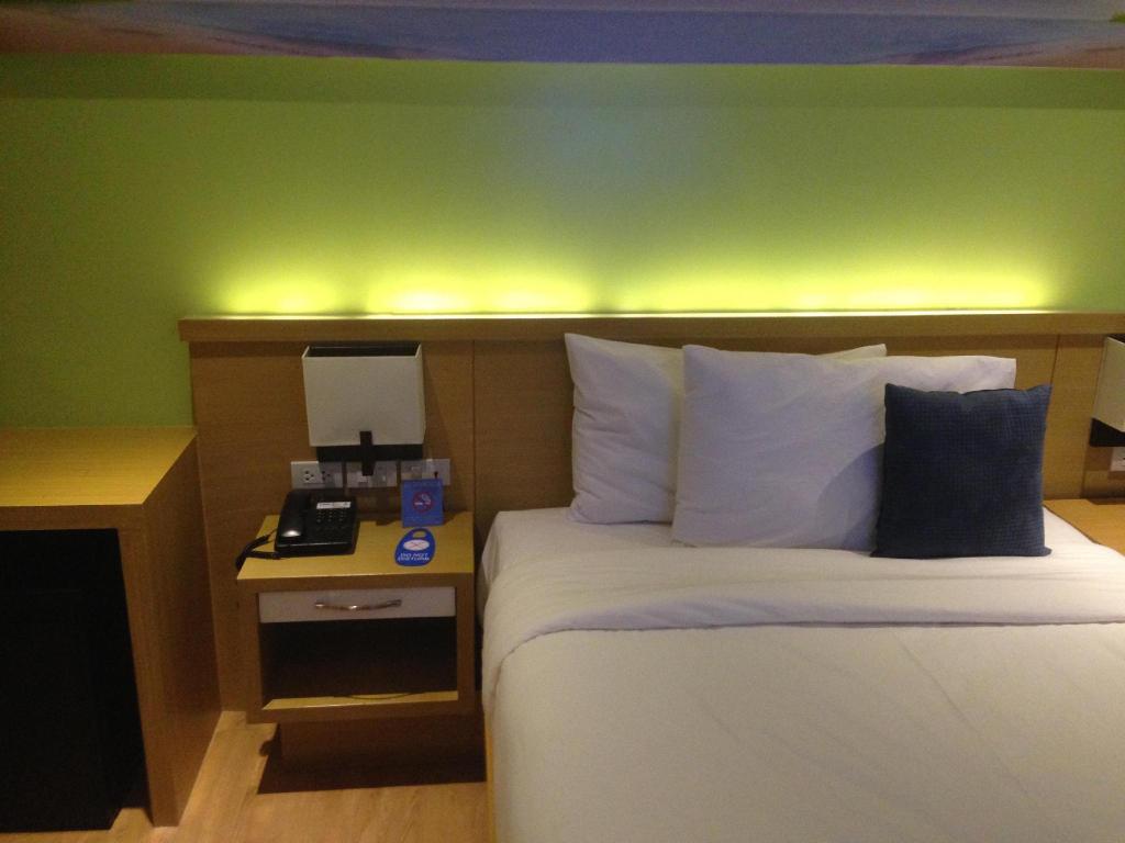 iCove Beach Hotel
