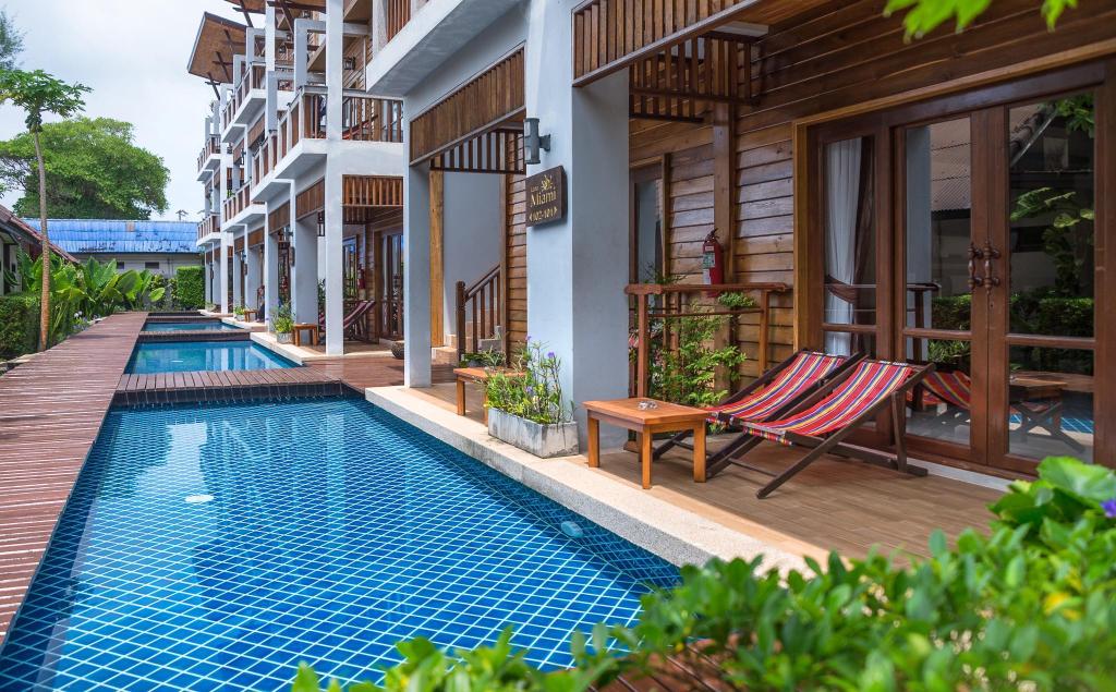 Lanta Miami Resort