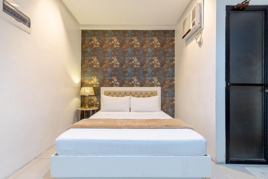 Baymont Suites and Residences