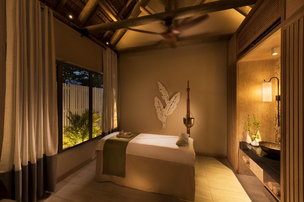 Hotel Anantara Iko Mauritius Resort & Villas, Mauritius, Blue Bay. Großes 2