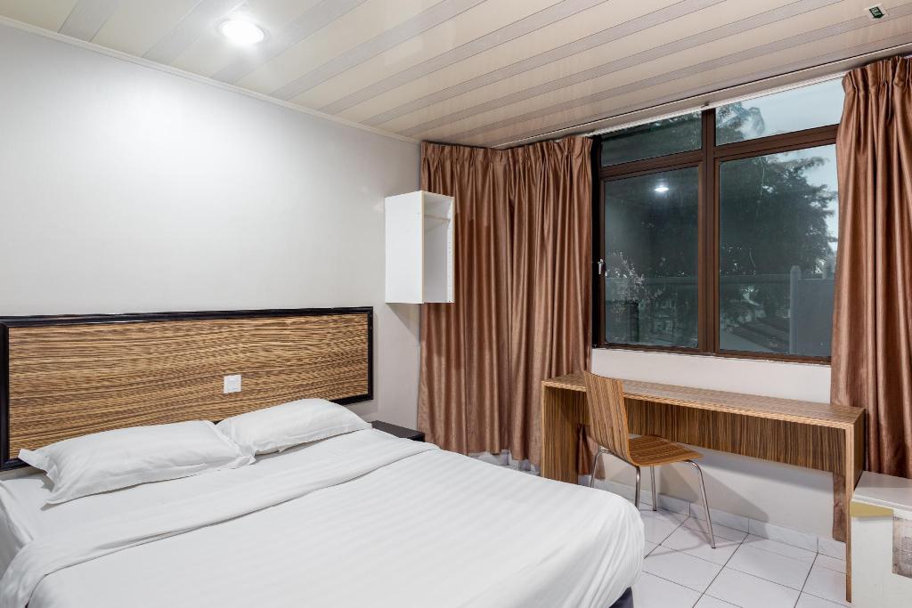 Subang Park Hotel