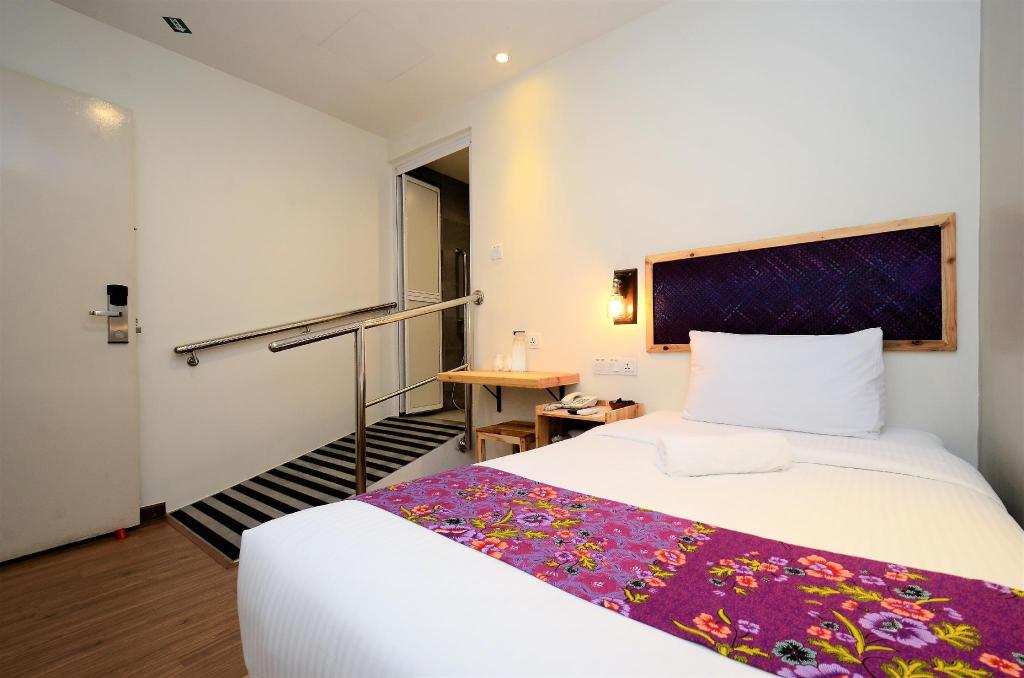 Artisan Eco Hotel