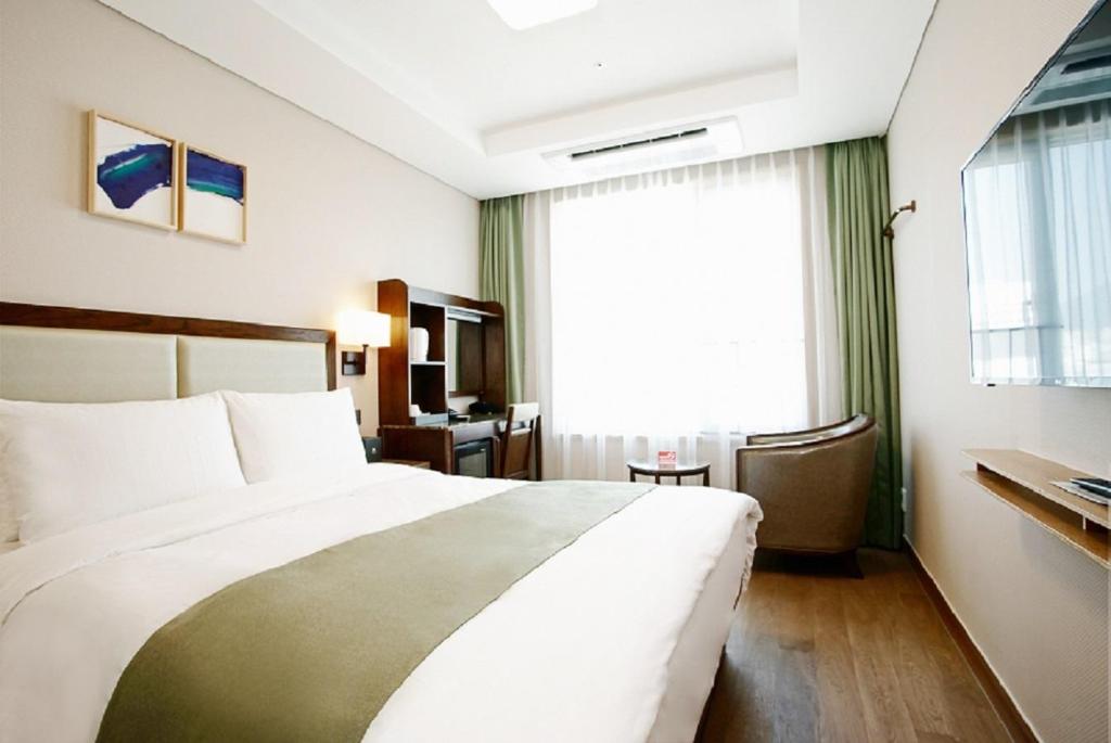 Stanford Inn Busan