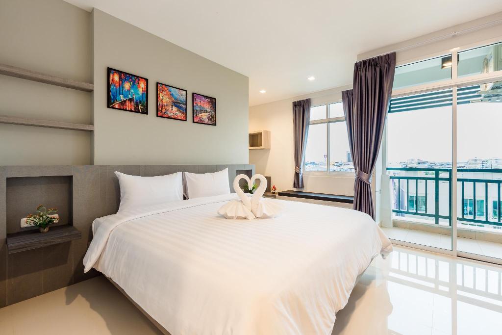 Evergreen Suite Hotel