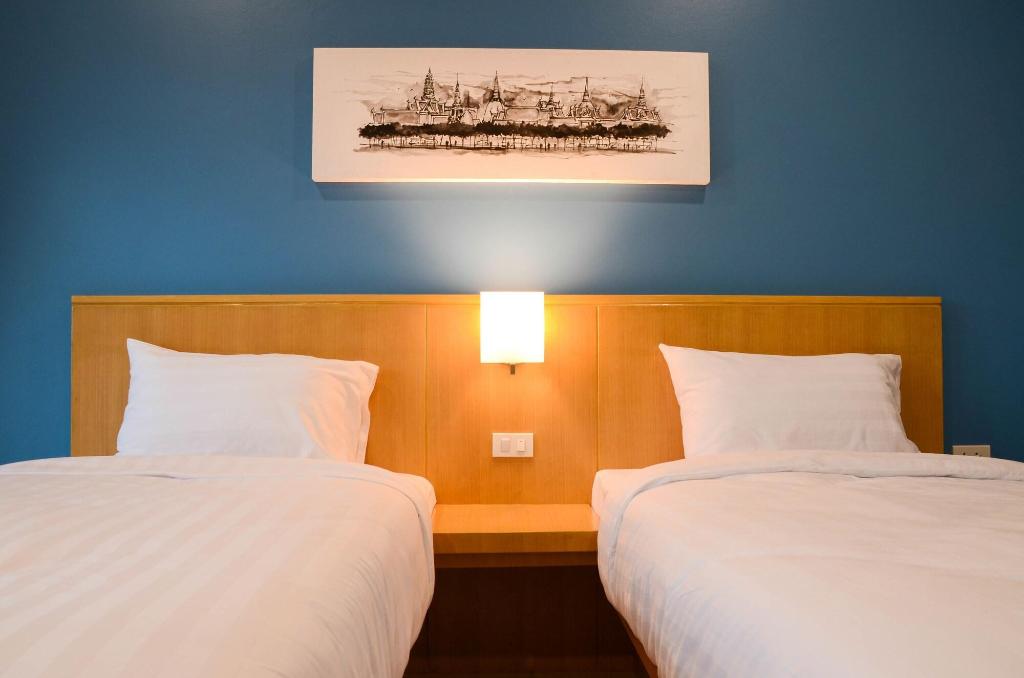 S2 Airport Residence